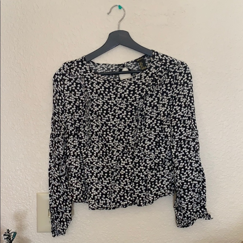 Forever 21 Black and White Blouse
